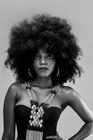 Gladys Oyenbot as Vicky in The Girl in the Yellow Jumper 2020