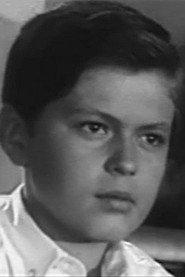 Andrey Drozdov as Zhenya Prokhorov - podrostok in Boys 1972