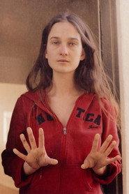 Winona Weber as Georgie in Cherry Bomb 2020