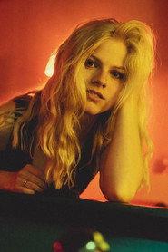 Isabella Stevenson-Olds as Sara in The Last Postcard 2018