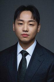 Lee Chan-yang as Staff in Mismatch 2026