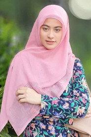 Betari Ayu as in Suami yang Menangis 2019