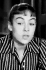 Niki Papadatou as Angeliki Barda in The Auntie from Chicago 1957