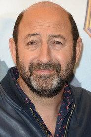 Kad Merad as Michel in Honeymoon Crasher 2025