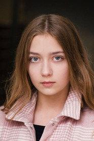 Martha Haberland as Anni Sommer in Wild Heart 2023