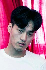 Zhang Zhijiu as Blonde Drag Queen in Sunken Plum 2017