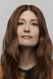 Katherine Levac as Debbie in Days of Happiness 2023