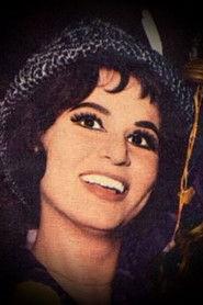 Sanaa Mazhar as Mervat in The Dark Glasses 1963