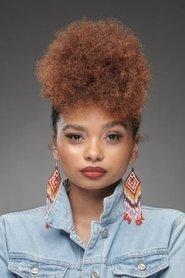 Hope Mbhele as Amahle in No Love Lost 2022