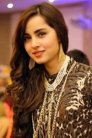 Nimra Khan as Sara in Blind Love 2016