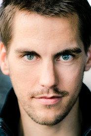 Matthias Ransberger as Robert in Boundaries 2010
