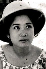 Luz Valdez as Inang in My Amanda 2021