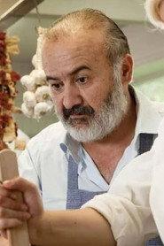 Vefa Öcal as Remzi in Summer Brothers 2018