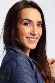 Cinara Vitor as Mulher in Is it Christmas? 2024
