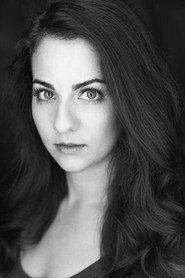 Suzann Toni Petrongolo as Quinn in Violent Delights 
