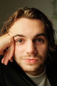Philippe Vanasse-Paquet as Alex (voice) in Moustique Attaque 