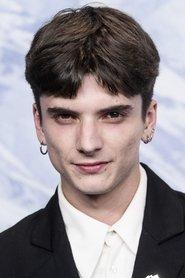 Matías Recalt as Roberto Canessa in Society of the Snow 2023