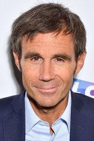 David Pujadas as le journaliste in France Boutique 2003