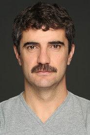 Roberto Chapu as Ramón in Petra de San José 2022