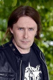 Kalle Ahola as Ari in Kissan kuolema 1994