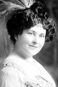 Paula Blackton as Mother in A Spring Idyll 1917