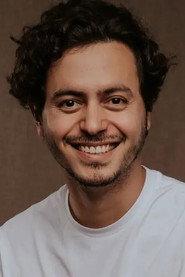 André de Oliveira as James in Caravelle 114 2026