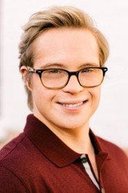 Cole Sibus as Arrow in Spare Room 2018