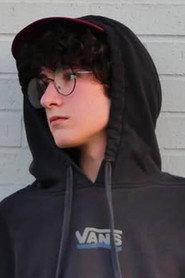 Zachary Rappaport as Elon Musk (voice) in El Cubano 2 2025