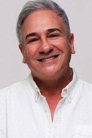 Albert Rodríguez as Howard López in Pepo Pa'l Senado 2016