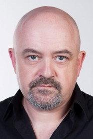 César Goldi as Eduardo in The King of Idiots 2006