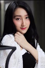 Sandrina Azzahra as Roro in The Requiem Bell 2020