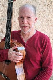 Maurício Carrilho as as himself in Francis Hime - 50 years of music 2015
