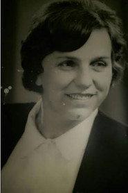 Melpomeni Çobani as Pastruesja in The Break 1983