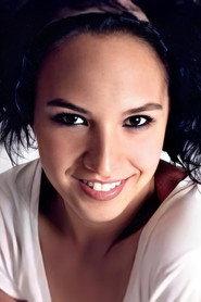 Bulut Köpük as Sibel in Gomeda 2007