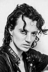 Lee Bridgman as Mark in MJ 2018