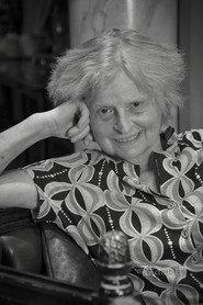 Claire Simon as Self (voice) in Mimi 2003