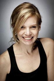 Rosa Boladeras as Olvido in ¡Soy un pelele! 2009