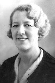 Florence Gregson as Mrs. Oakroyd in The Good Companions 1933