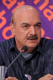 Iraj Tahmasb as Mr. Reporter in Redhat and Cousin 1994