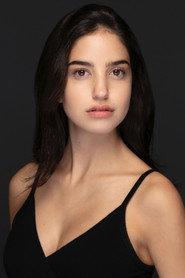 Selin Cuhadaroglu as Gül in Bloodline 2026