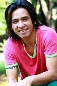 Valentino as Gugun Gondrong in Hijrah Cinta 2014