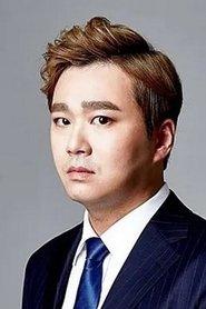 Seo Jae-kyeong as Army Medic Mun Sang-sang in Welcome to Dongmakgol 2005