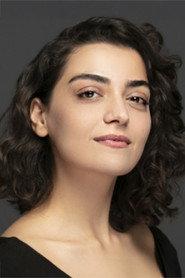 Merve Polat as Doktor Elif Sohtorik in 25 Litre 2019