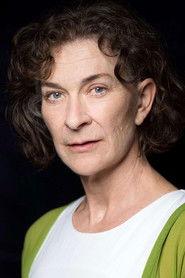 Felicity Steel as Lyn in The Girl in the Gramophone 2022