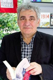 Bernardo Atxaga as Self - Writer in The Basque Ball: Skin Against Stone 2003