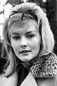 Elisabetta Velinska as infermiera in The Three Enemies 1962