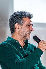 Hilton Lacerda as Himself in The Screenwriter 2012