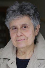 Myriam Azencot as Magda in Des Hortensias en Hiver