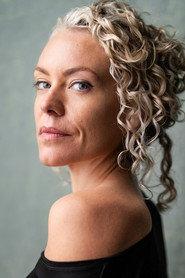 Madeleine Knight as Isabelle Azaire in Birdsong 2020