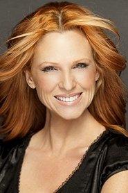 Dana Freitag as Sue in Joe 2014